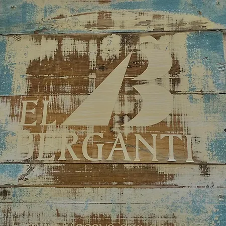 Berganti ゲストハウス *